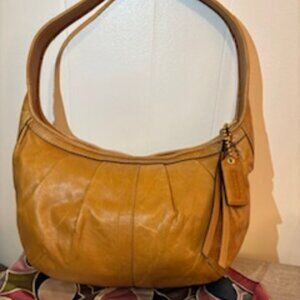 Vintage Coach Ergo Leather Pleated Hobo Natural